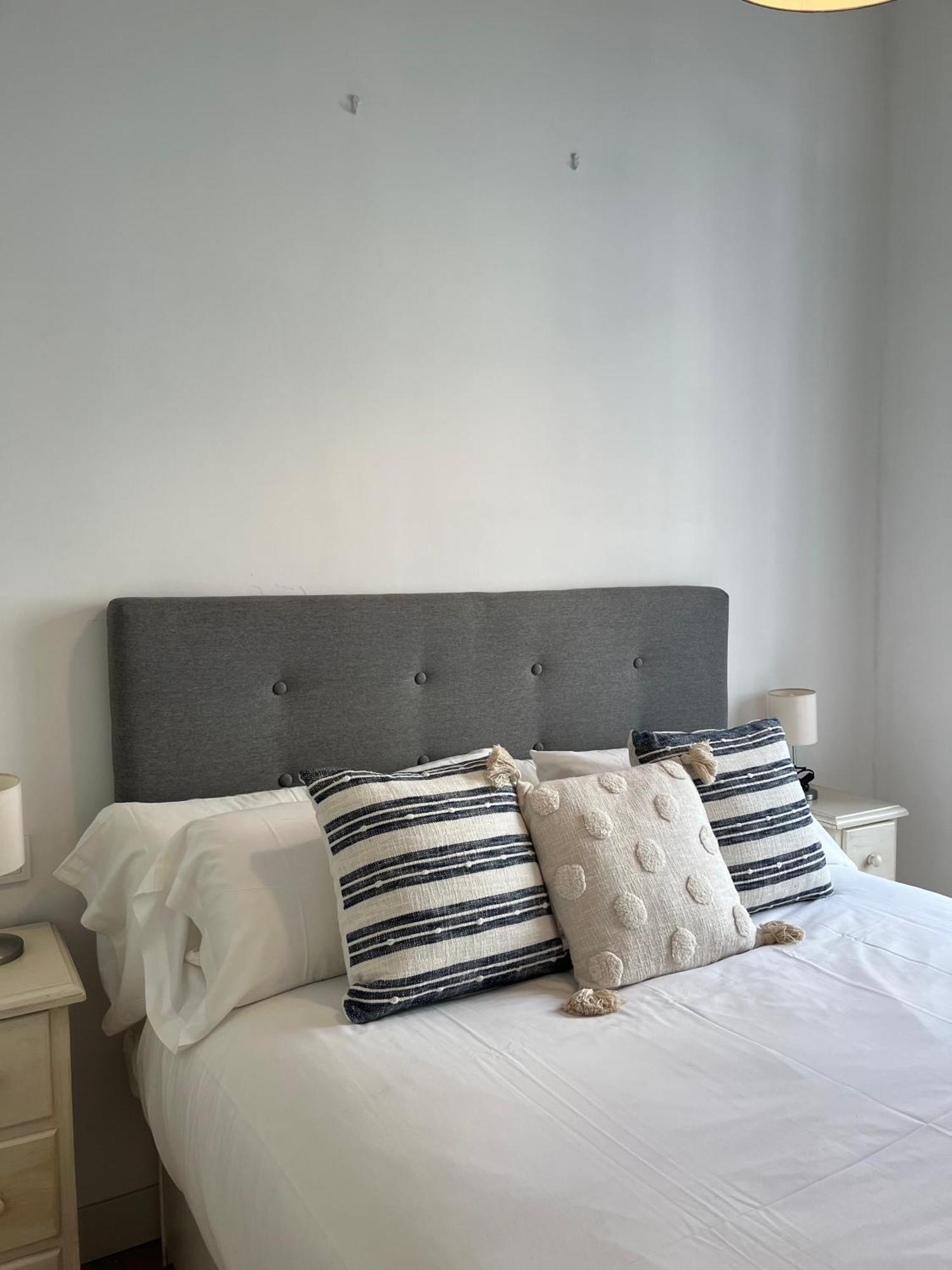 Balcones De Jauregui Premium Apartment เซบีญา ภายนอก รูปภาพ
