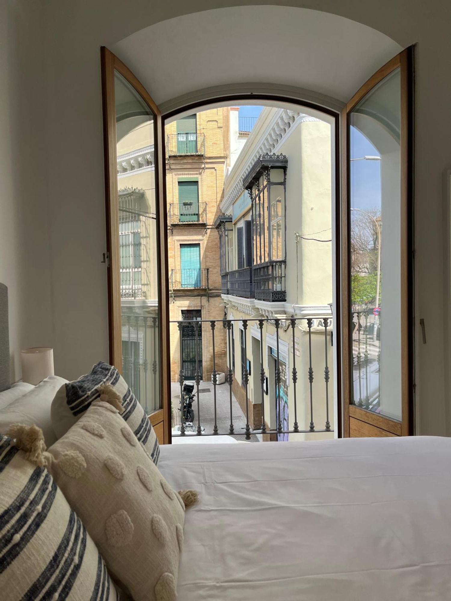 Balcones De Jauregui Premium Apartment เซบีญา ภายนอก รูปภาพ